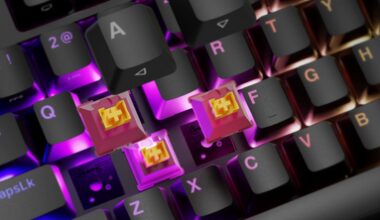 Recenzja Genesis Thor 404 - Tania pełnowymiarowa klawiatura mechaniczna z cichymi przełącznikami i hot-swapem