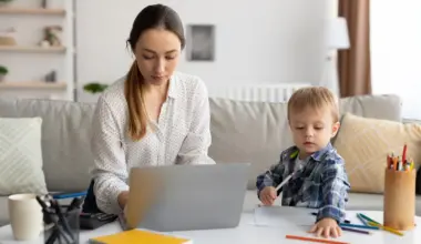 Rząd chce zmian w 800 plus w 2027 roku. Nie trzeba będzie co rok składać wniosków i nowa grupa osób zyska prawo do świadczenia wychowawczego