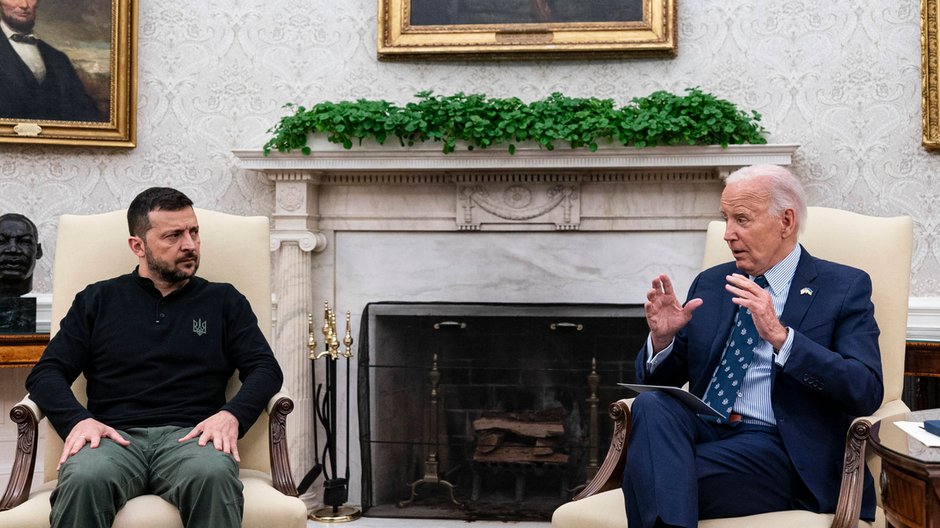 Wołodymyr Zełenski, prezydent Ukrainy, i Joe Biden, ówczesny prezydent USA. Waszyngton, 26 września 2024 r.
