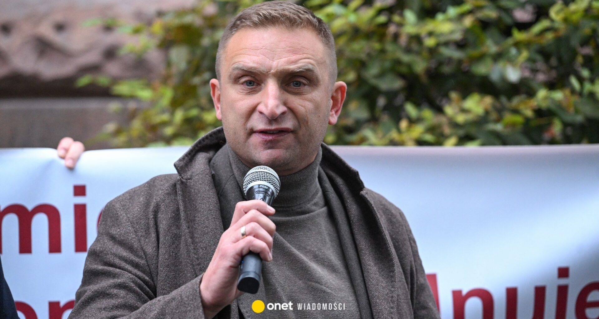 Robert Bąkiewicz z aktem oskarżenia