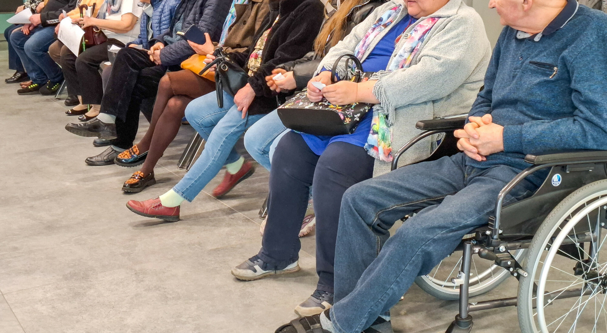 90 minut na infolinii, 4 miesiące do lekarza. To dlatego system nie działa jak trzeba