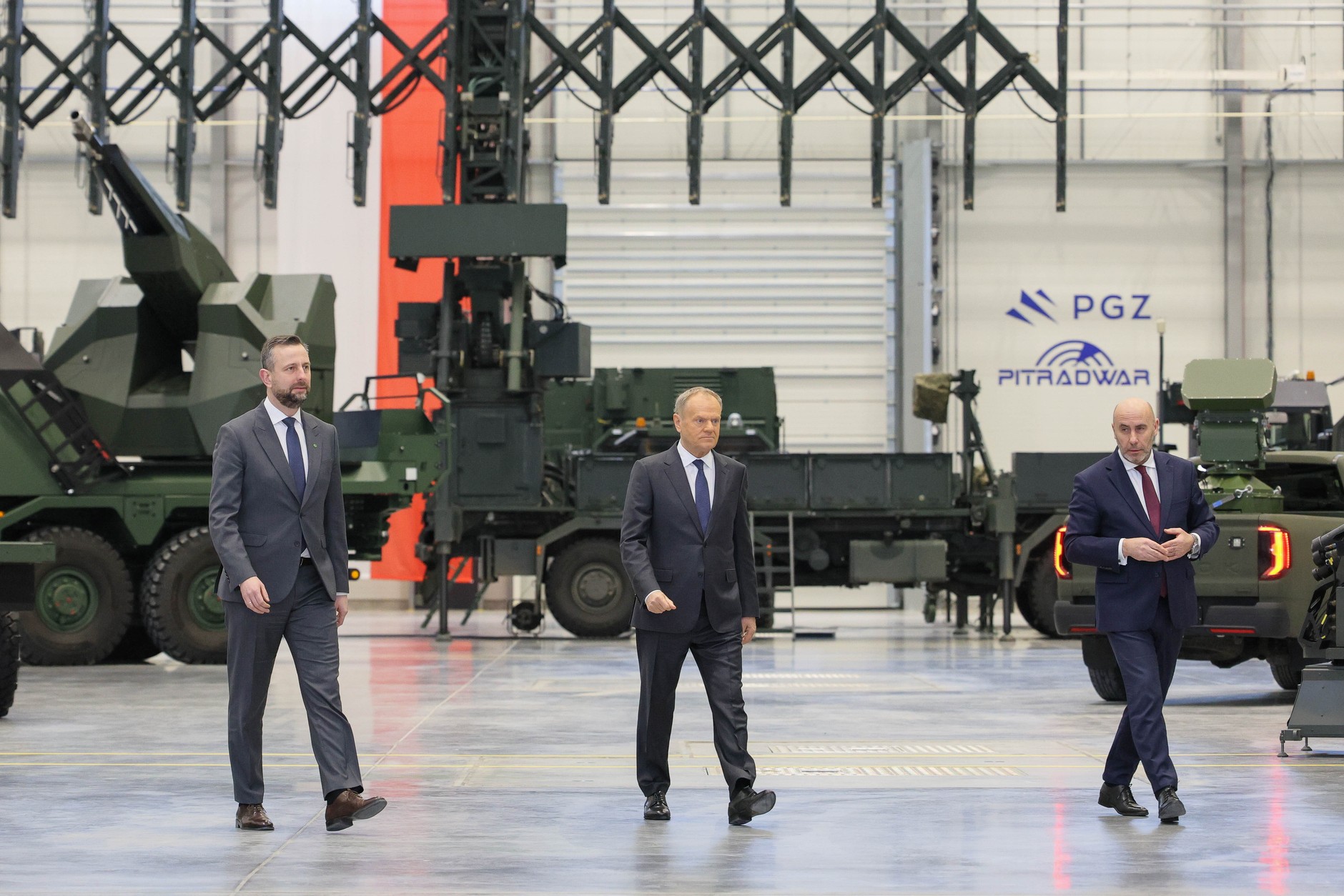 Władysław Kosiniak-Kamysz, Donald Tusk i prezes PGZ Adam Leszkiewicz