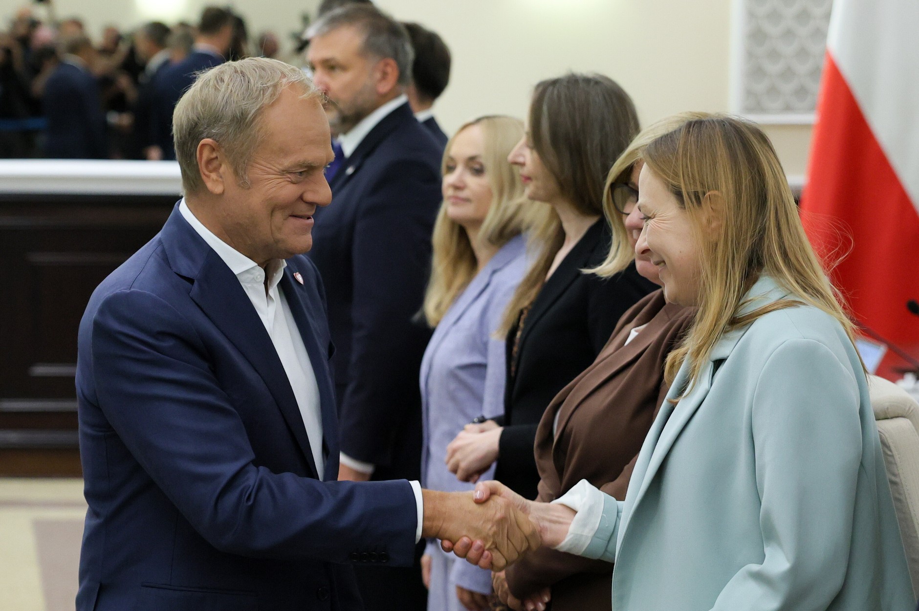 Donald Tusk oraz Katarzyna Pełczyńska-Nałęcz podczas posiedzenia rządu 26 sierpnia 2025 r.