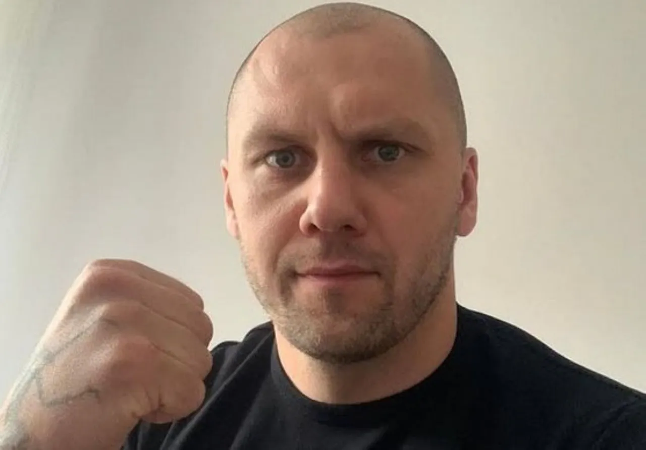 Nie poddaje się po błyskawicznej porażce. Głowacki poznał kolejnego rywala