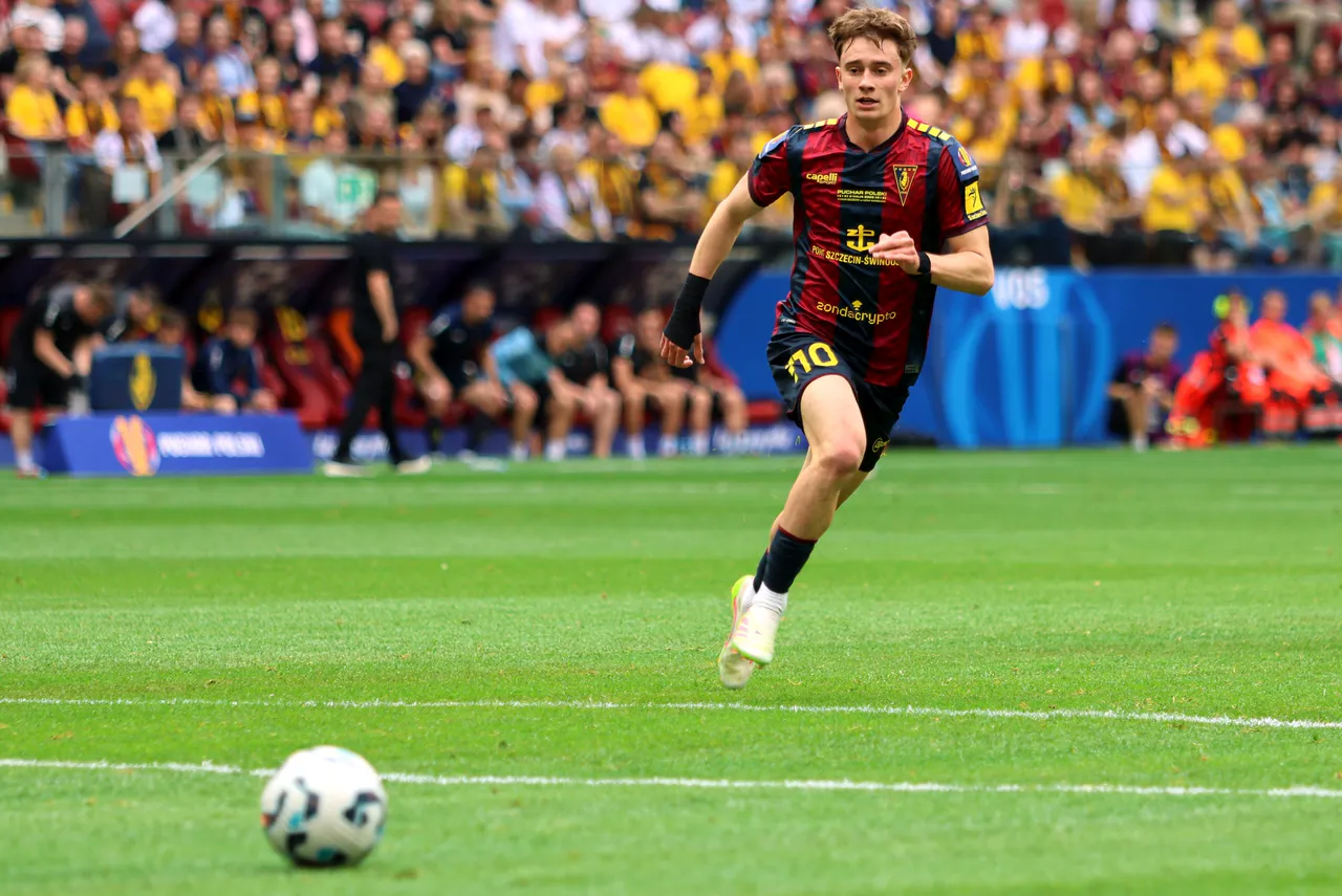 7 milionów euro na stole. Sensacyjna oferta od giganta za nastolatka z Polski