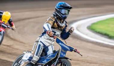 Żużel. Była pod jego wrażeniem, ale coś się zacięło. "Młodość ma swoje prawa"