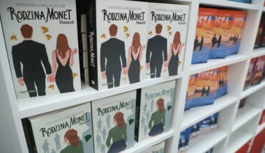"Rodzina Monet": Hit literatury young adult w drodze do kin. Co o nim wiemy?