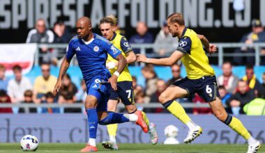 Polacy na dwóch biegunach w angielskim klubie. Jeden z nich pakuje walizki - SportoweFakty