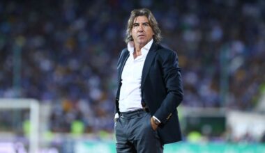 Problemy byłego trenera Legii. Musiał schronić się w ambasadzie