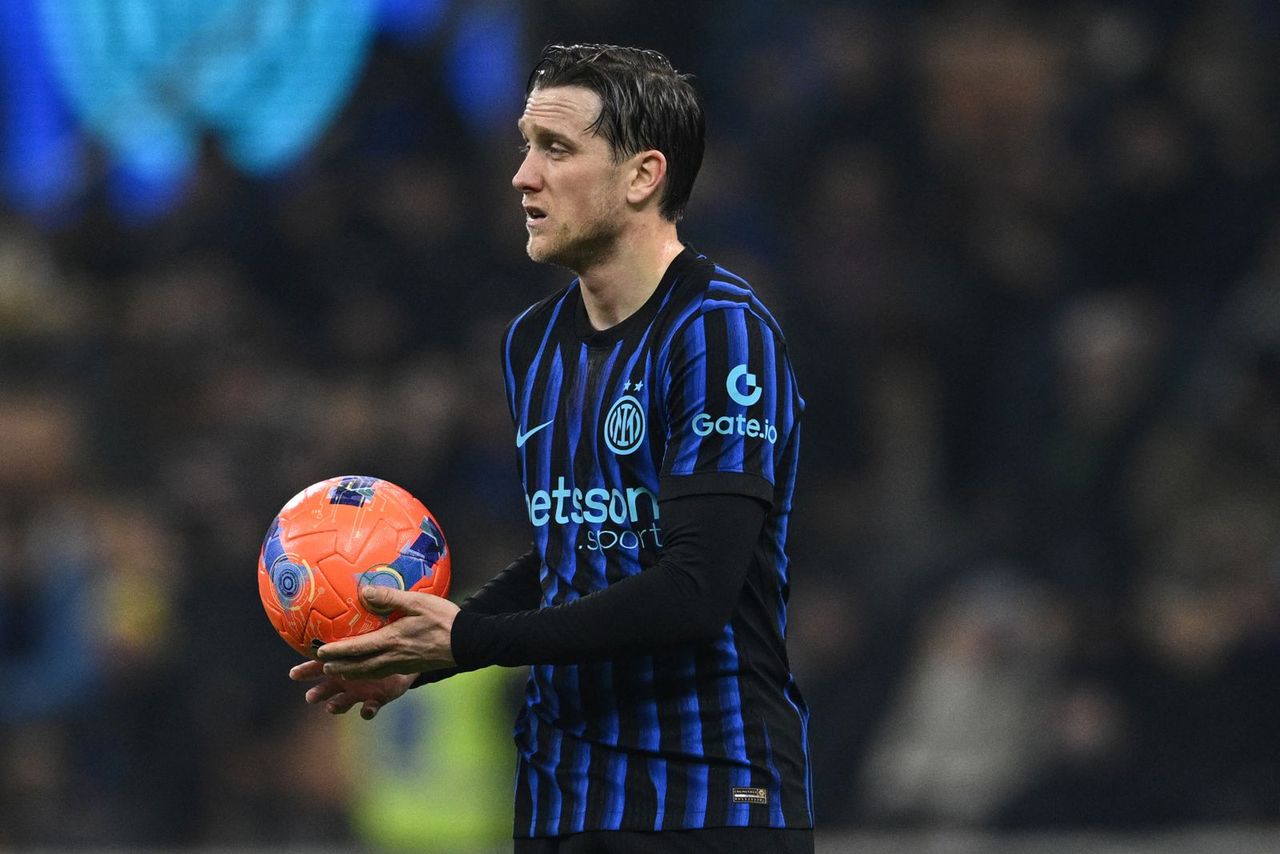 Chcieli wypchnąć Zielińskiego z Interu. Ojciec komentuje