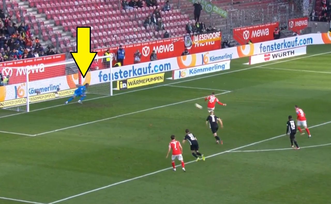 Rzut karny w Bundeslidze. Oto co zrobił Polak