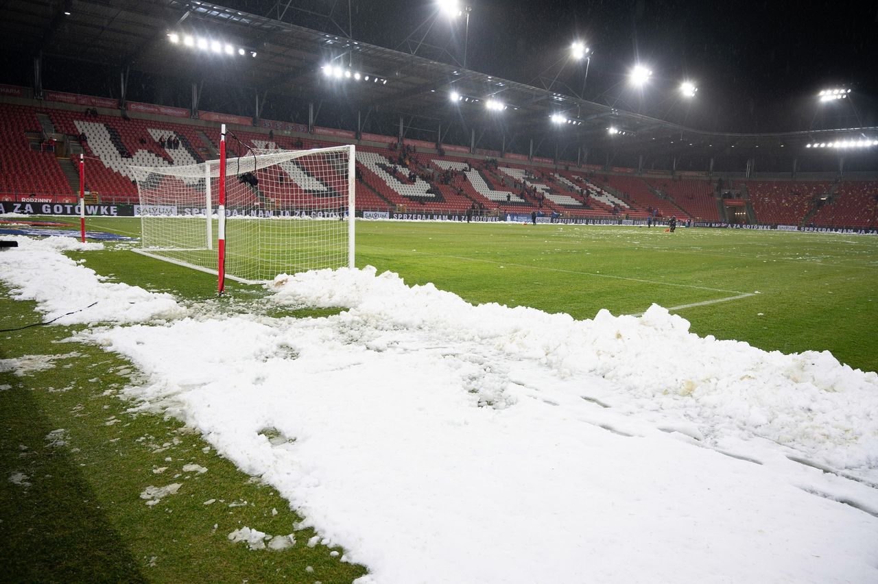 Czy pogoda utrudni powrót Ekstraklasy? "Zdecydowana większość klubów chce grać"