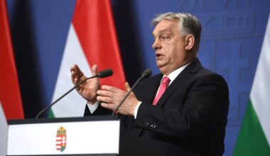 Viktor Orban straszy Węgrów utratą emerytur. "Przerażający rezultat"
