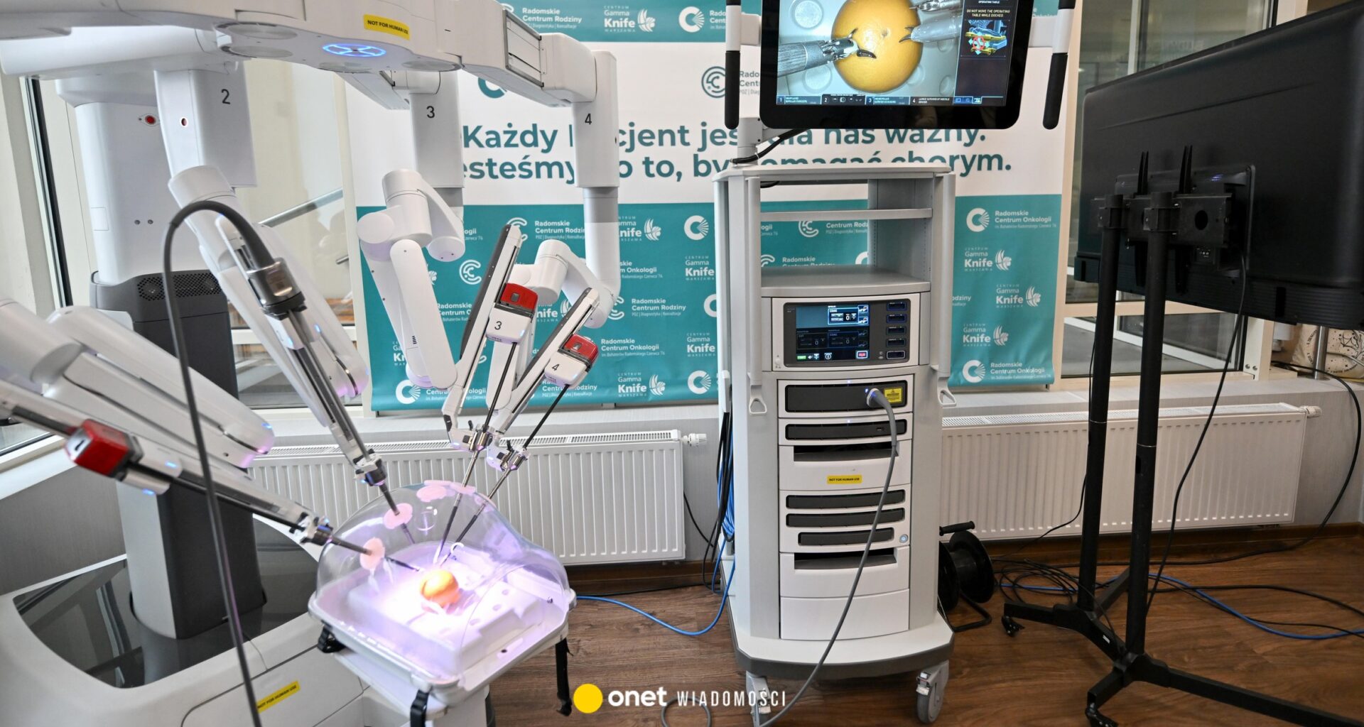 "Pacjenci byli królikami doświadczalnymi". Prokuratura rozszerza zarzuty w głośnej aferze