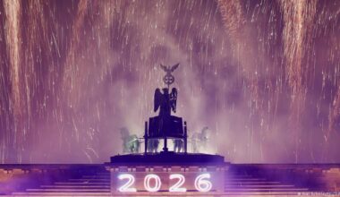 Sylwester w Niemczech. Ofiary fajerwerków i zatrzymania – DW – 01.01.2026