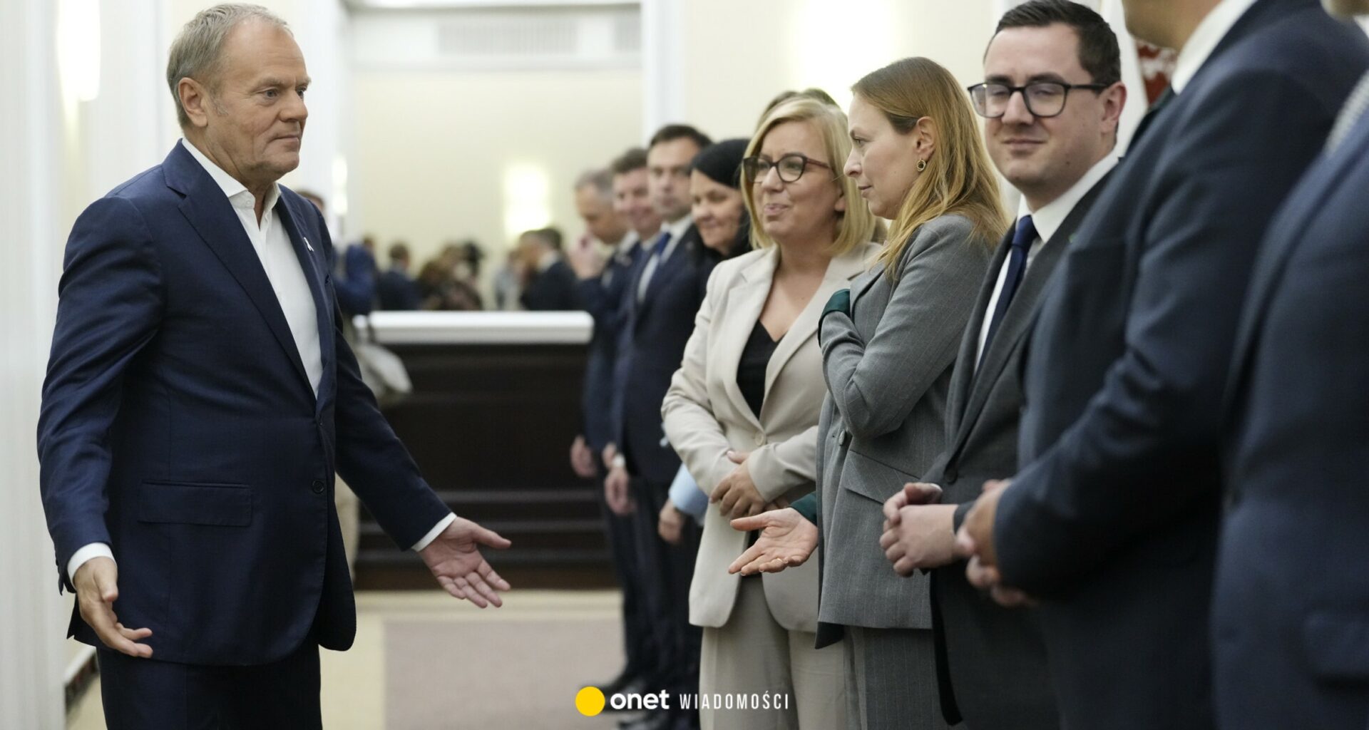 Nerwowo w partii Szymona Hołowni. "To rozgrywka z Tuskiem"