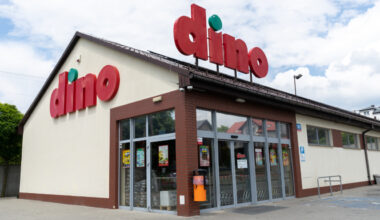 Od dzisiaj w Dino po 0,29 zł. Klienci biorą, póki jest :: RMF FM