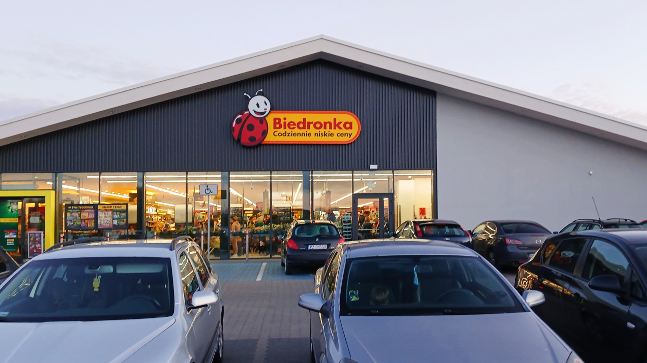 Od jutra w Biedronce „1+1 gratis” dla wszystkich. Klienci nieźle się obłowią :: RMF FM
