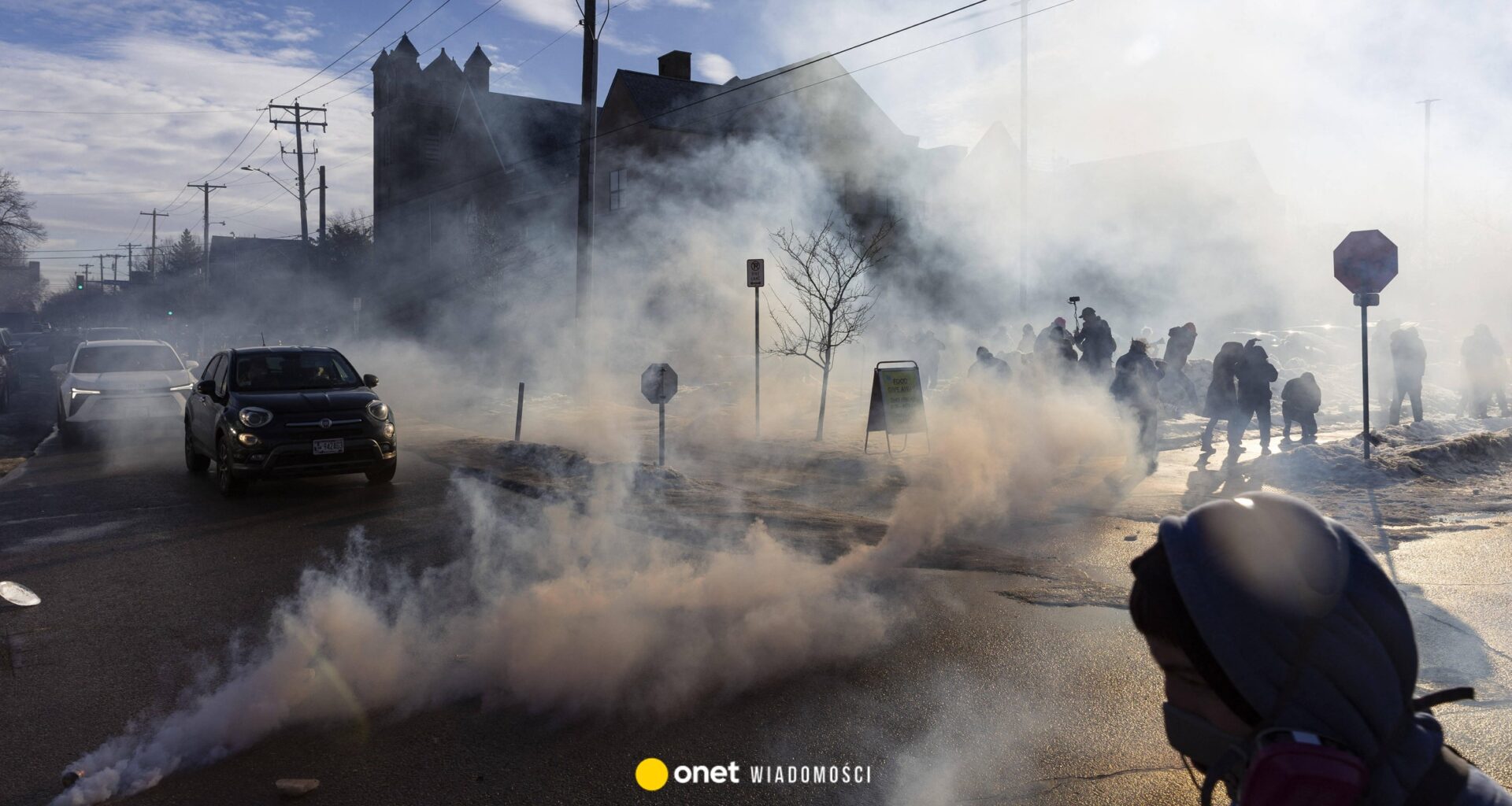 Kolejne zatrzymania w Minneapolis. Użyto gazu łzawiącego i środków drażniących