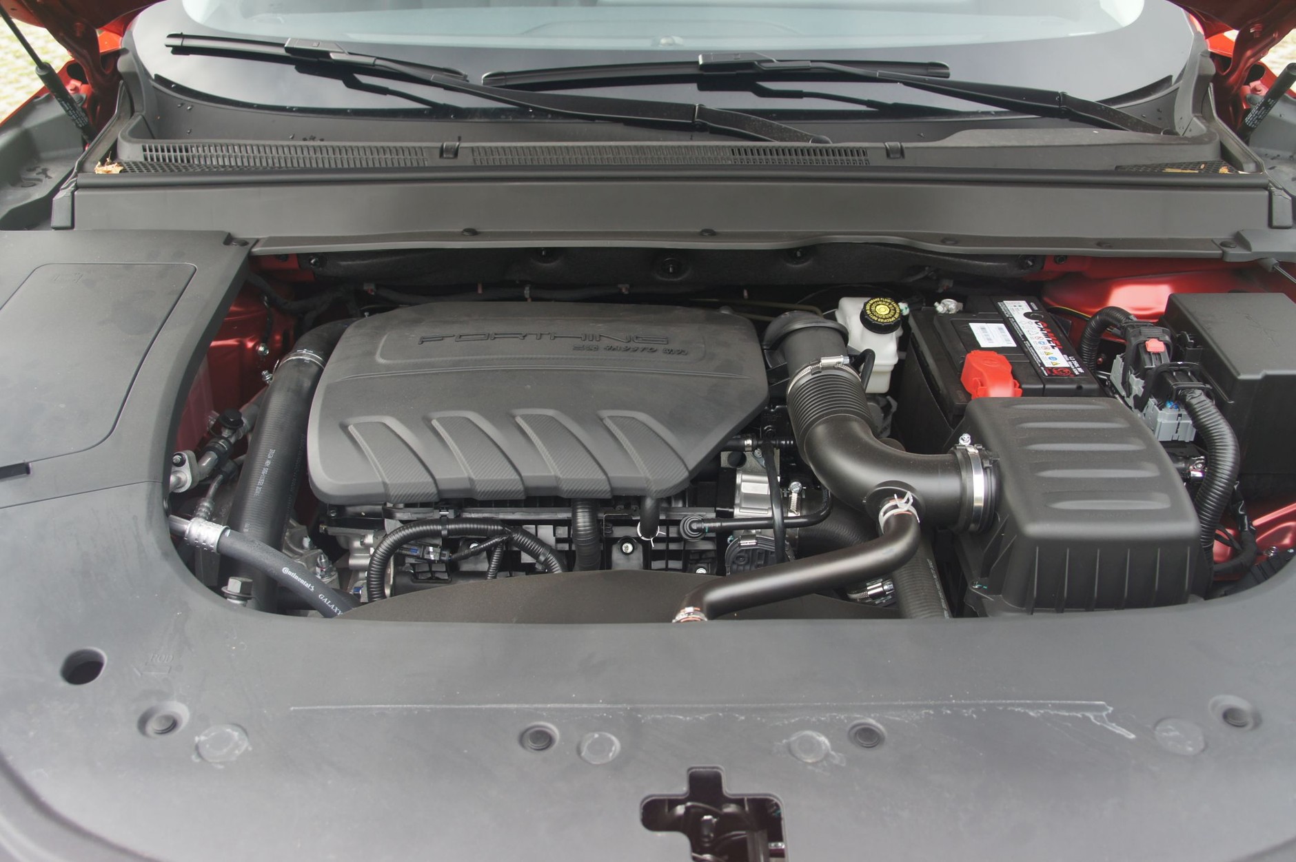 Turbodoładowany silnik 1.5 w Forthingu T-Five