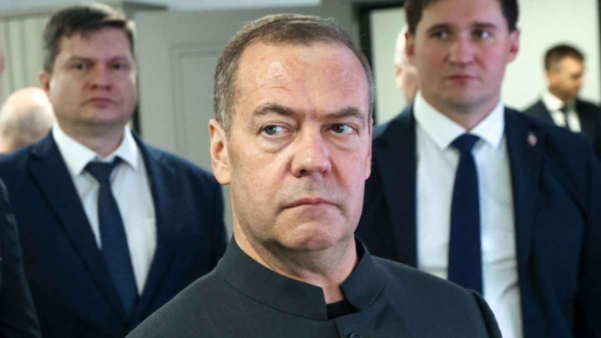 Miedwiediew straszy porwaniem kanclerza Niemiec. "Jak Maduro" - Świat