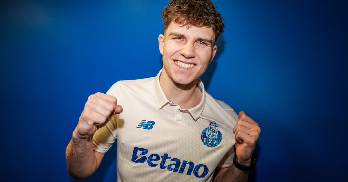 Związała się z gwiazdorem. Jest o nich głośno