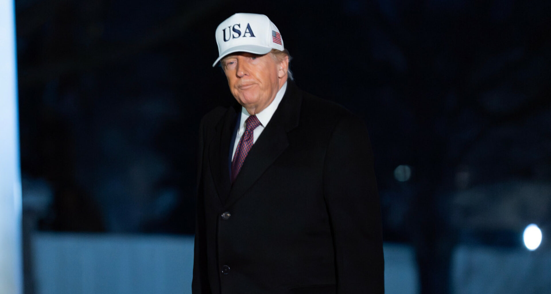 Co wydarzyło się na trasie przejazdu kolumny Trumpa? "Tajemniczy obiekt"