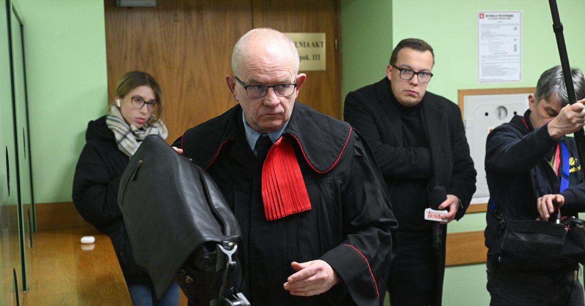 Prokurator o decyzji sądu w sprawie Zbigniewa Ziobry. "Oponowałem"