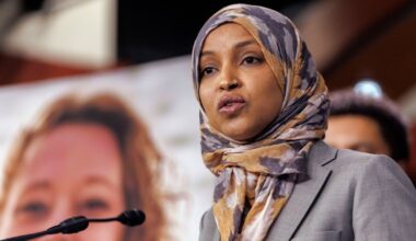 Kongresmenka z USA Ilhan Omar zaatakowana "cieczą ze strzykawki" [WIDEO] - Onet