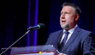 Sprawa gwałtu na komendzie. Szef MSWiA o szczegółach działań policji