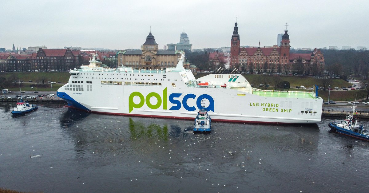 Burza wokół Jantar Unity. Polski prom pływa pod cypryjską banderą