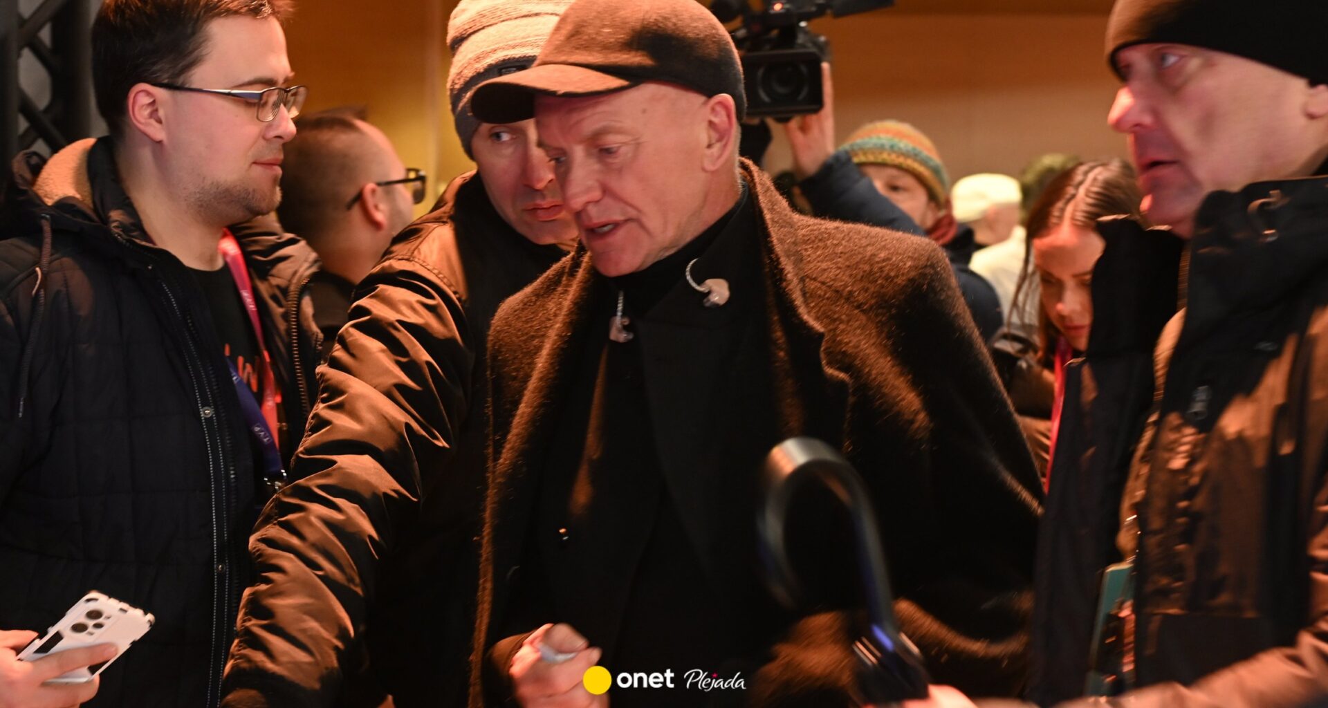 Sting za kulisami "Sylwestra z Dwójką". Nie odstępowali go na krok