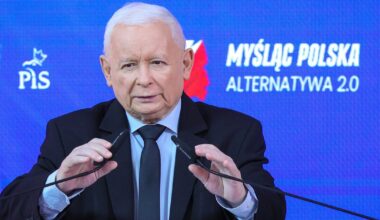 Jarosław Kaczyński zwołuje polityków PiS. "Obecność obowiązkowa" - Onet