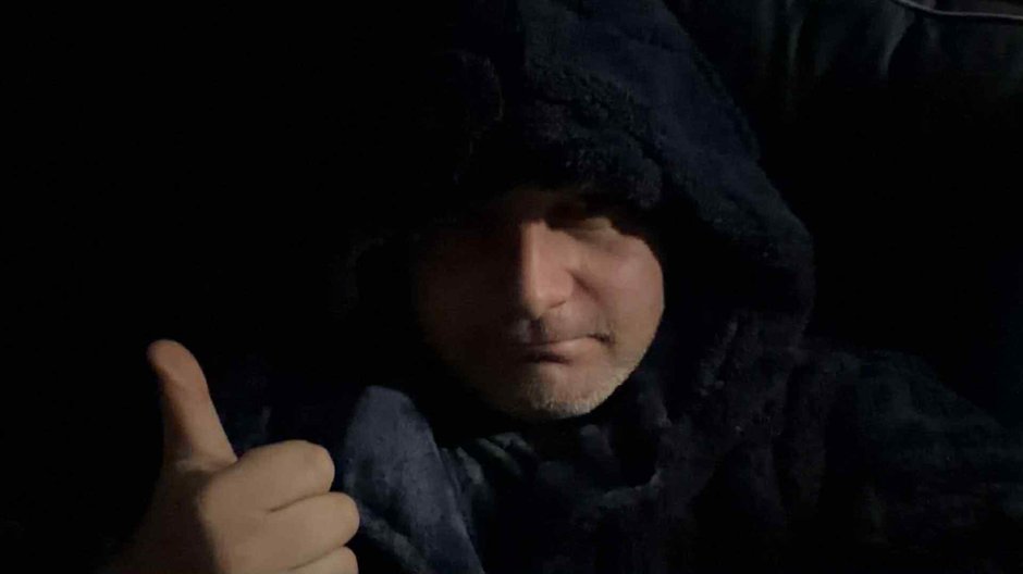 W mieszkaniu Piotra Kaszuwary temperatura spadła poniżej 10 stopni Celsjusza. "Zasypiałem z zimna"