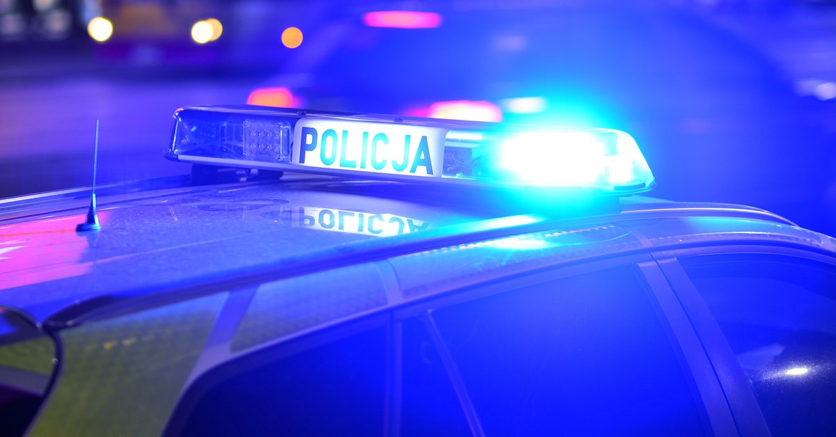 18-latka ucierpiała w wypadku radiowozu. "Nie wiadomo, dokąd była wieziona"