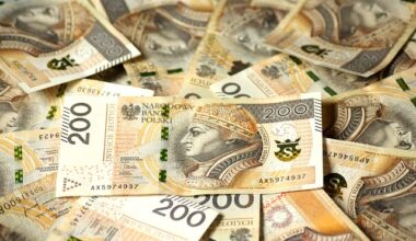 Budżetówka bez podwyżek? Domański ostrzega przed skierowaniem budżetu do TK