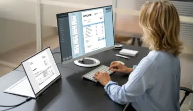 Skarbówka przyznaje: data wystawienia e-faktury to data w polu P_1 a nie data wytworzenia faktury w KSeF. To jest data powstania obowiązku podatkowego, gdy data faktury jest równa dacie dostawy