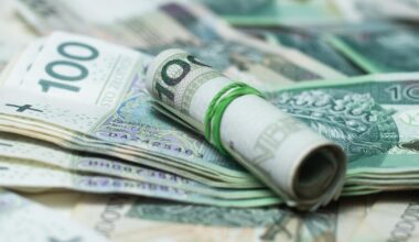 Wpłacasz pieniądze na konto? Ten limit może ściągnąć na ciebie skarbówkę