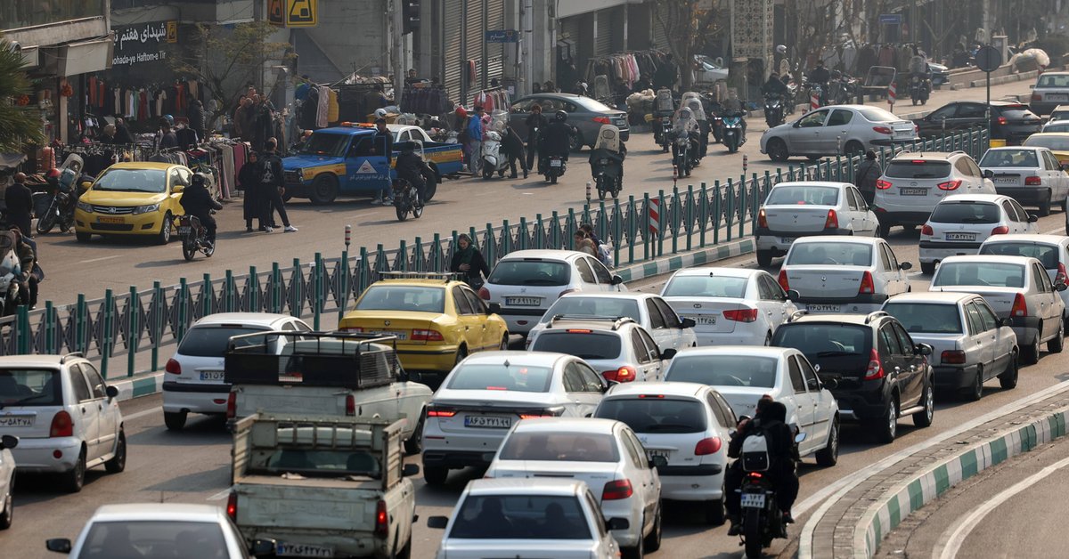 Iran protestuje. Kraj odcięty od internetu. Obawiają się najgorszego