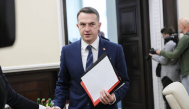 KO odrzuca zaproszenie od Nawrockiego. Jasny komunikat rzecznika rządu