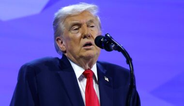 Sondaż bezlitosny dla Donalda Trumpa. Chodzi o politykę imigracyjną - Onet