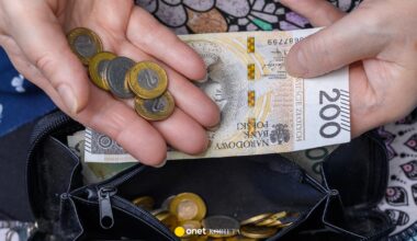 300 zł na rachunek za gaz lub prąd dla seniorów. Tylko do końca lutego