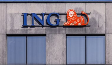 Były wiceminister finansów w rządzie PO-PSL oskarżony. Sprawa dotyczy luki VAT