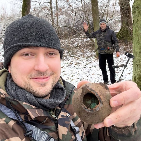 Wojciech Budzyn i jego brat natrafili na skarb Jagiellonów sprzed ponad 600 lat