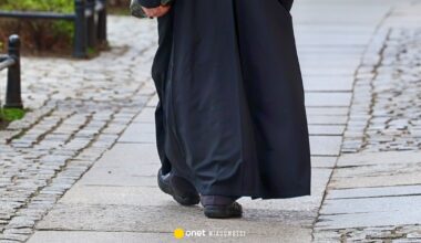 Ksiądz złapany przez policjantów. Szybko pożegnał się ze stanowiskiem