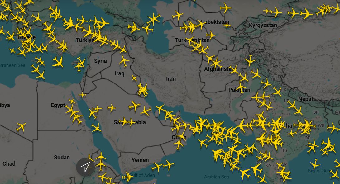 "Nacjonalistyczne androny". Sikorski uderza w Nawrockiego ws. UE