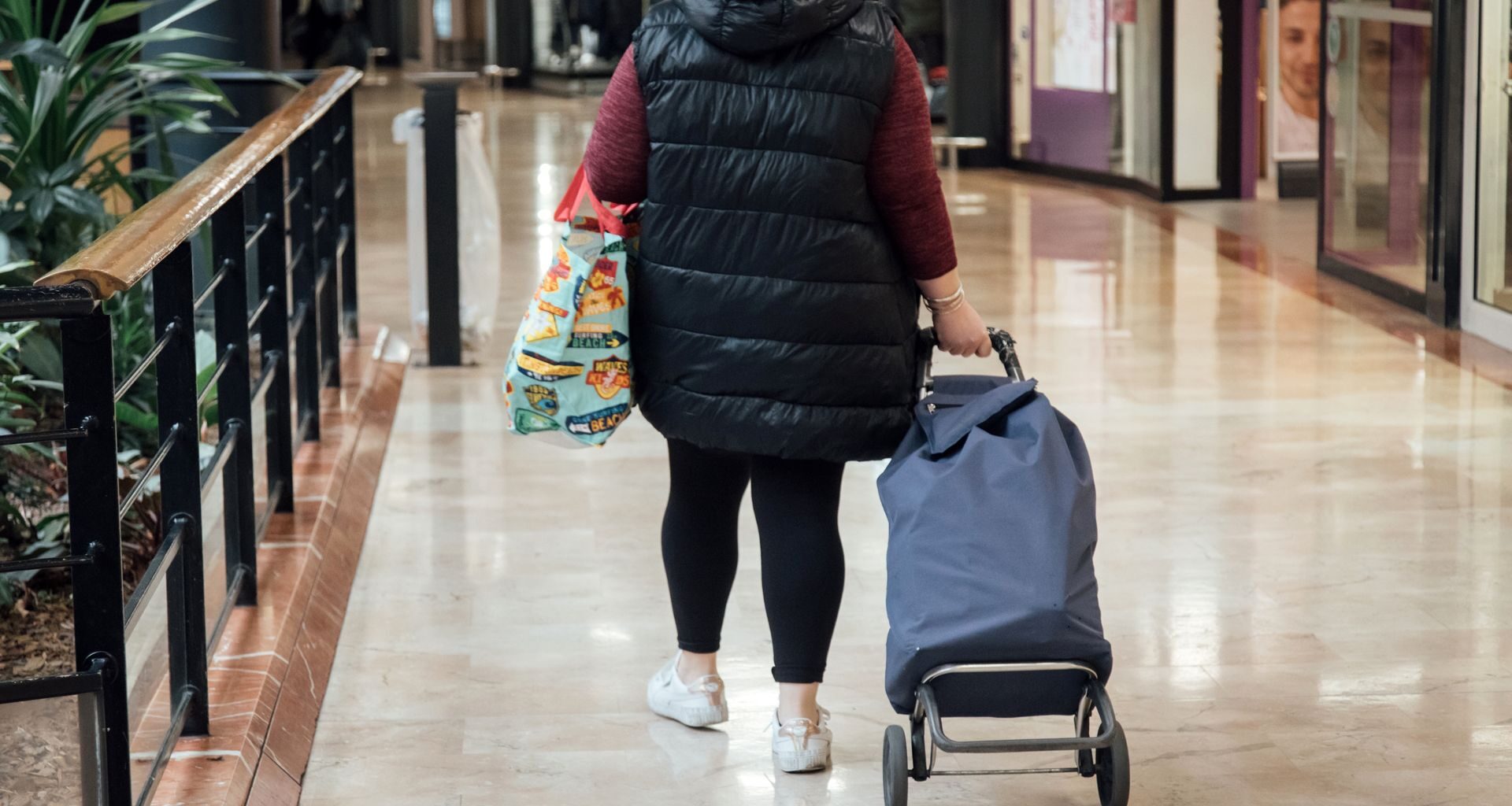 Ile kosztuje dolar? Kurs dolara do złotego PLN/USD 15.11.2025