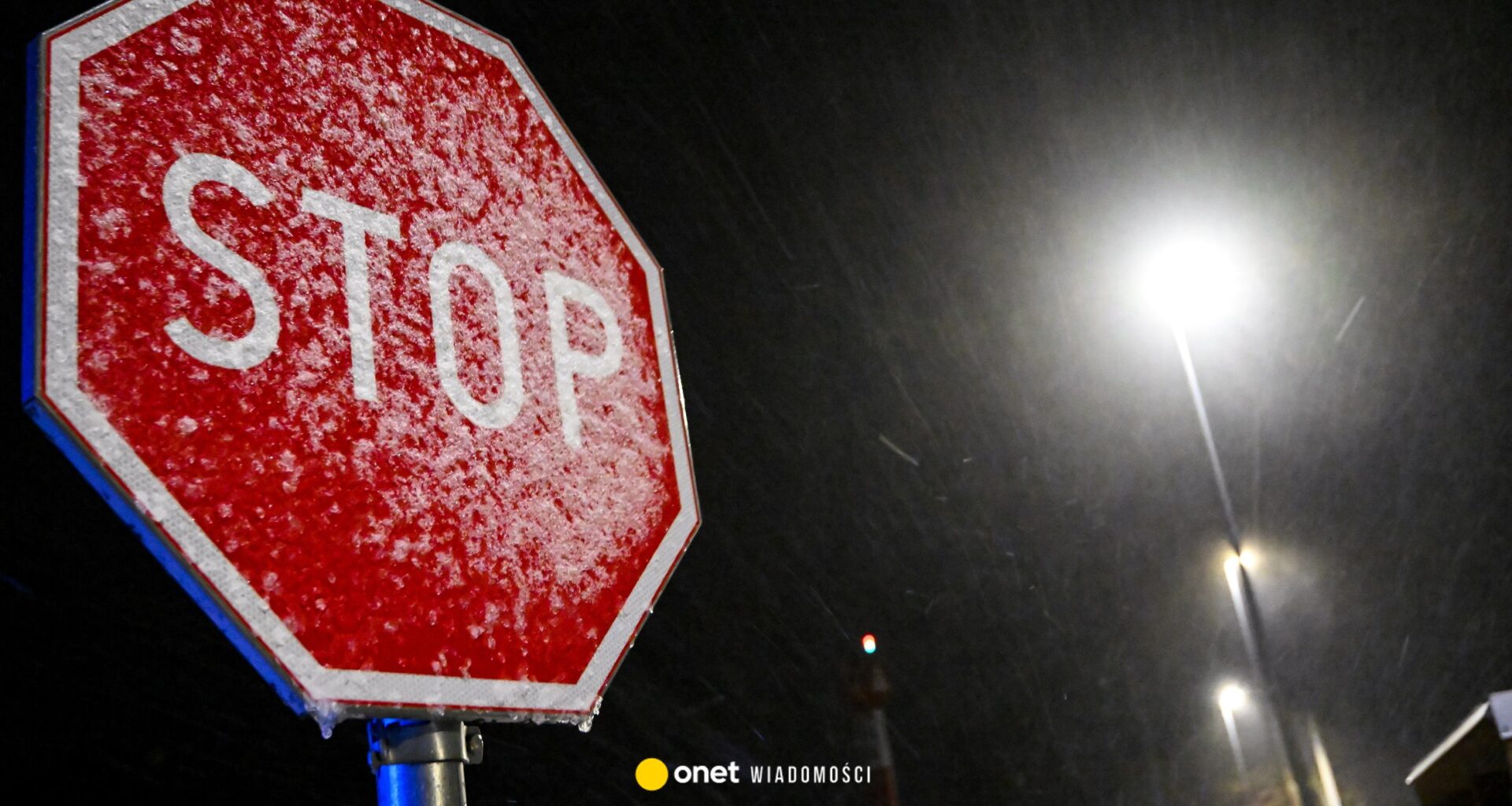 Kolejne śnieżyce na północy kraju. Potężne utrudnienia na S7