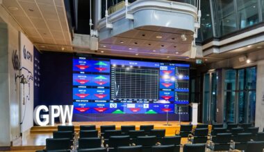 "Palimy węglem z Kolumbii". Ekspert alarmuje: ludzi nie stać