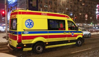 Karetka pogotowia ratunkowego  (zdj. ilustracyjne)